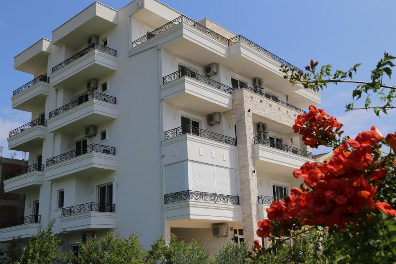 Metropolis Hotel Ulcinj Eksteriør billede