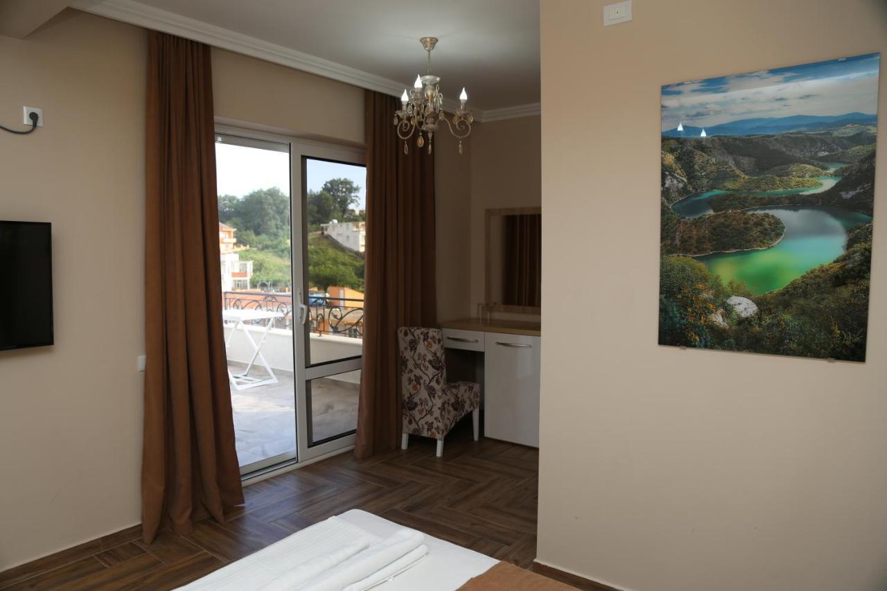 Metropolis Hotel Ulcinj Eksteriør billede