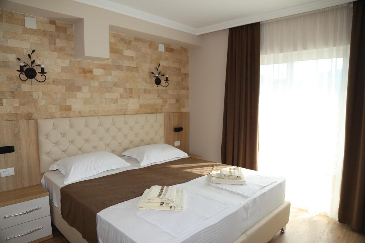Metropolis Hotel Ulcinj Eksteriør billede