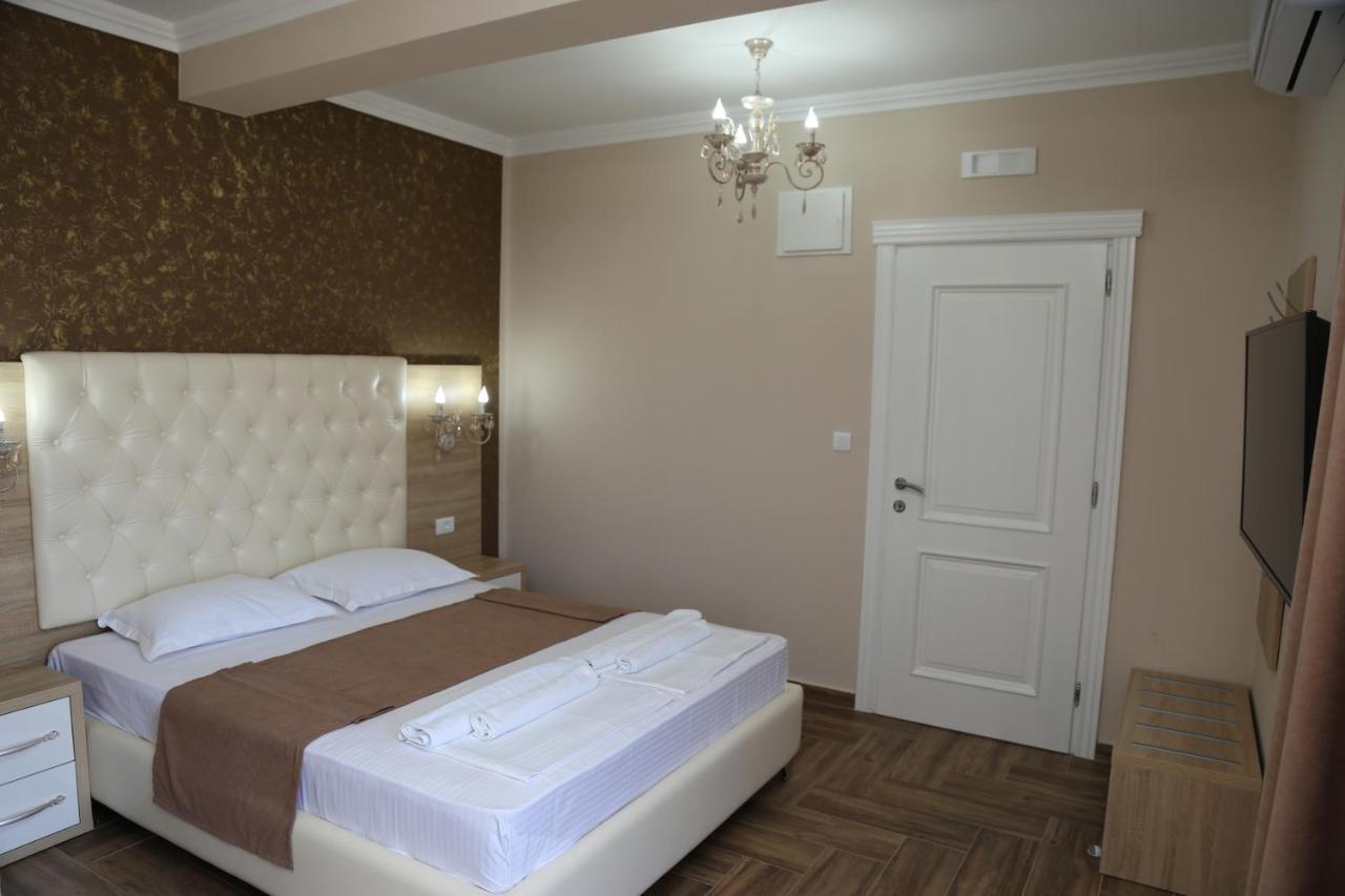 Metropolis Hotel Ulcinj Eksteriør billede