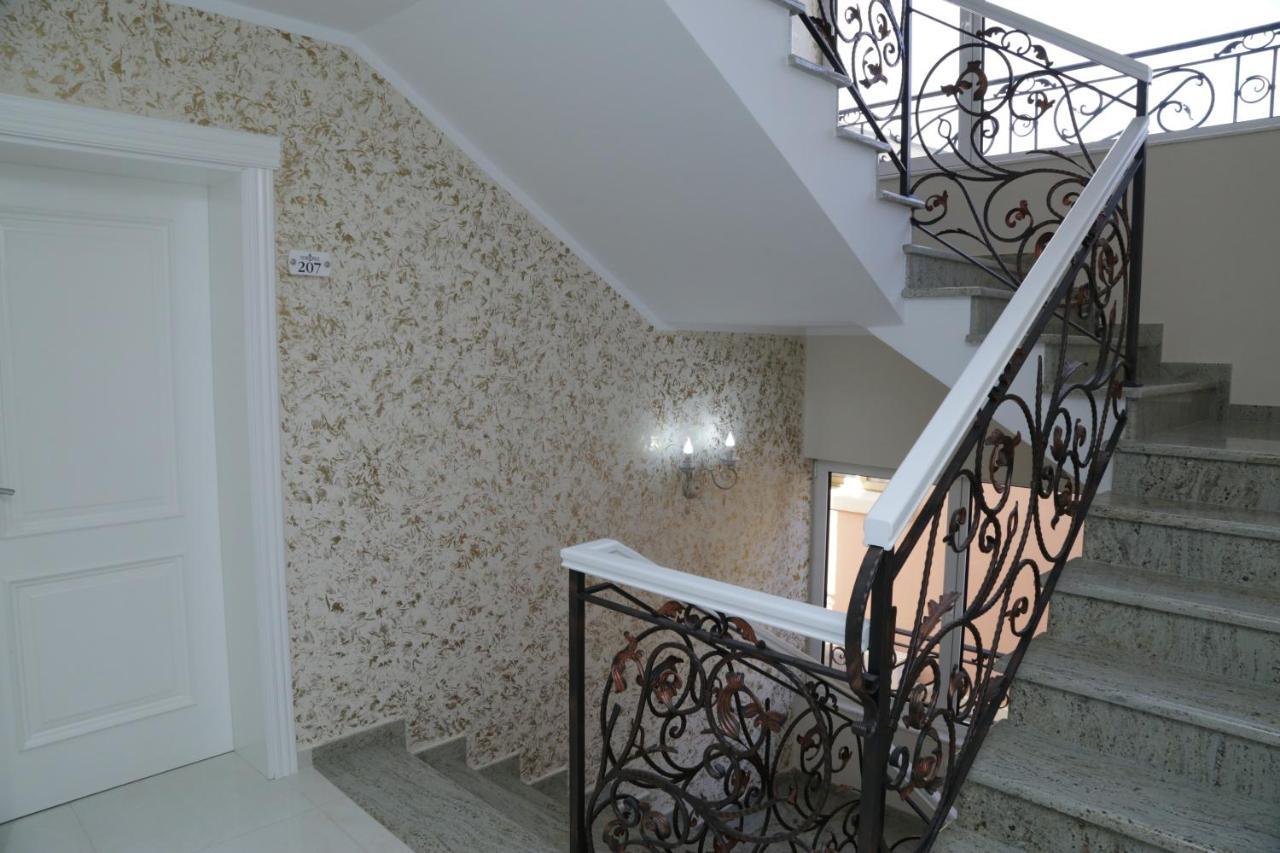 Metropolis Hotel Ulcinj Eksteriør billede