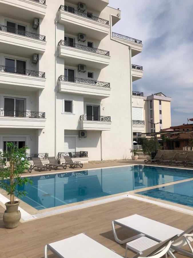 Metropolis Hotel Ulcinj Eksteriør billede
