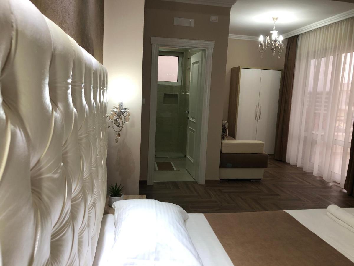 Metropolis Hotel Ulcinj Eksteriør billede
