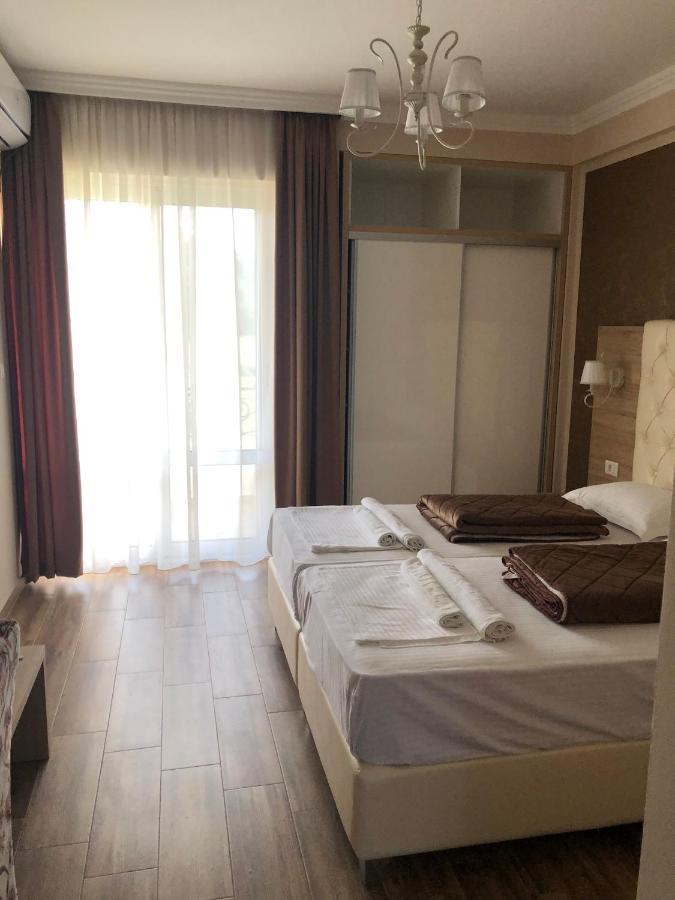 Metropolis Hotel Ulcinj Eksteriør billede