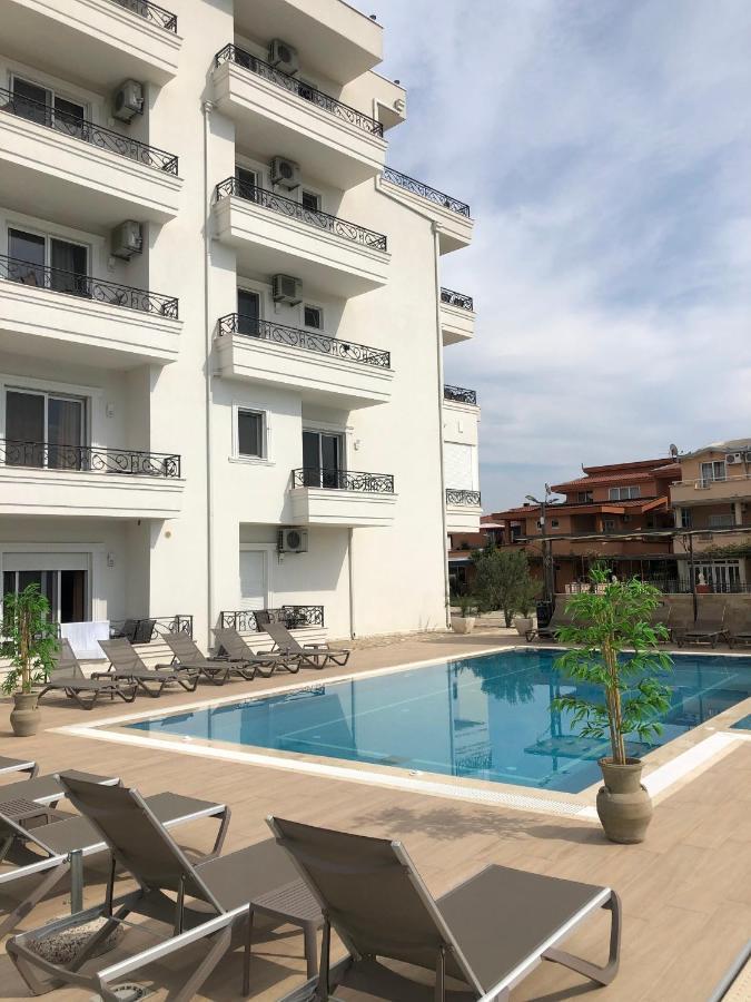 Metropolis Hotel Ulcinj Eksteriør billede
