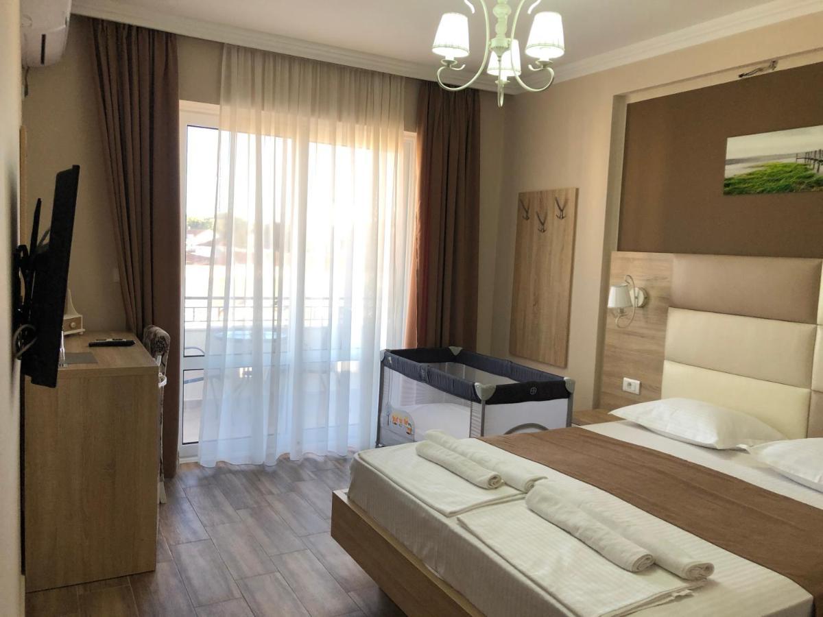 Metropolis Hotel Ulcinj Eksteriør billede