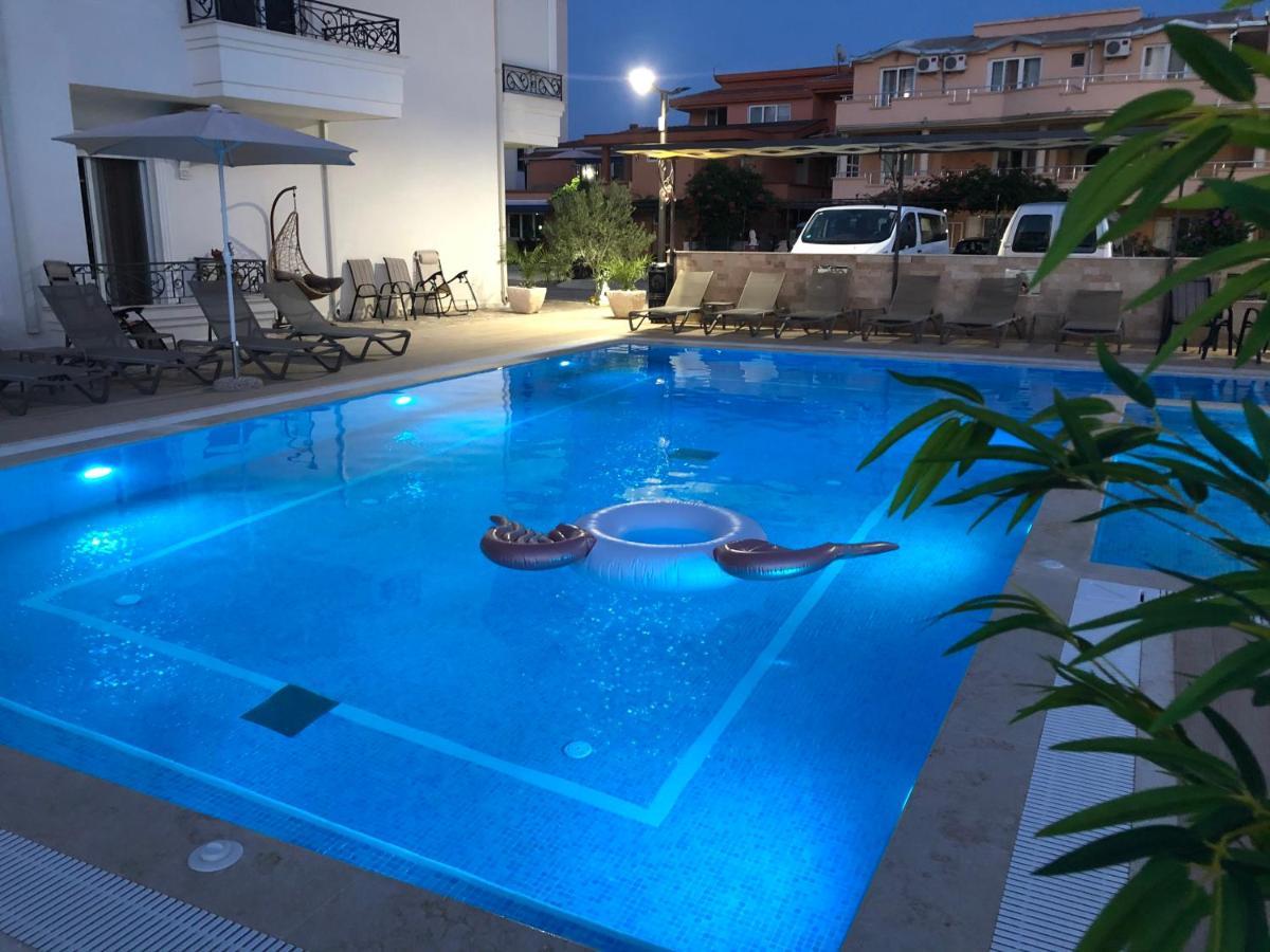 Metropolis Hotel Ulcinj Eksteriør billede