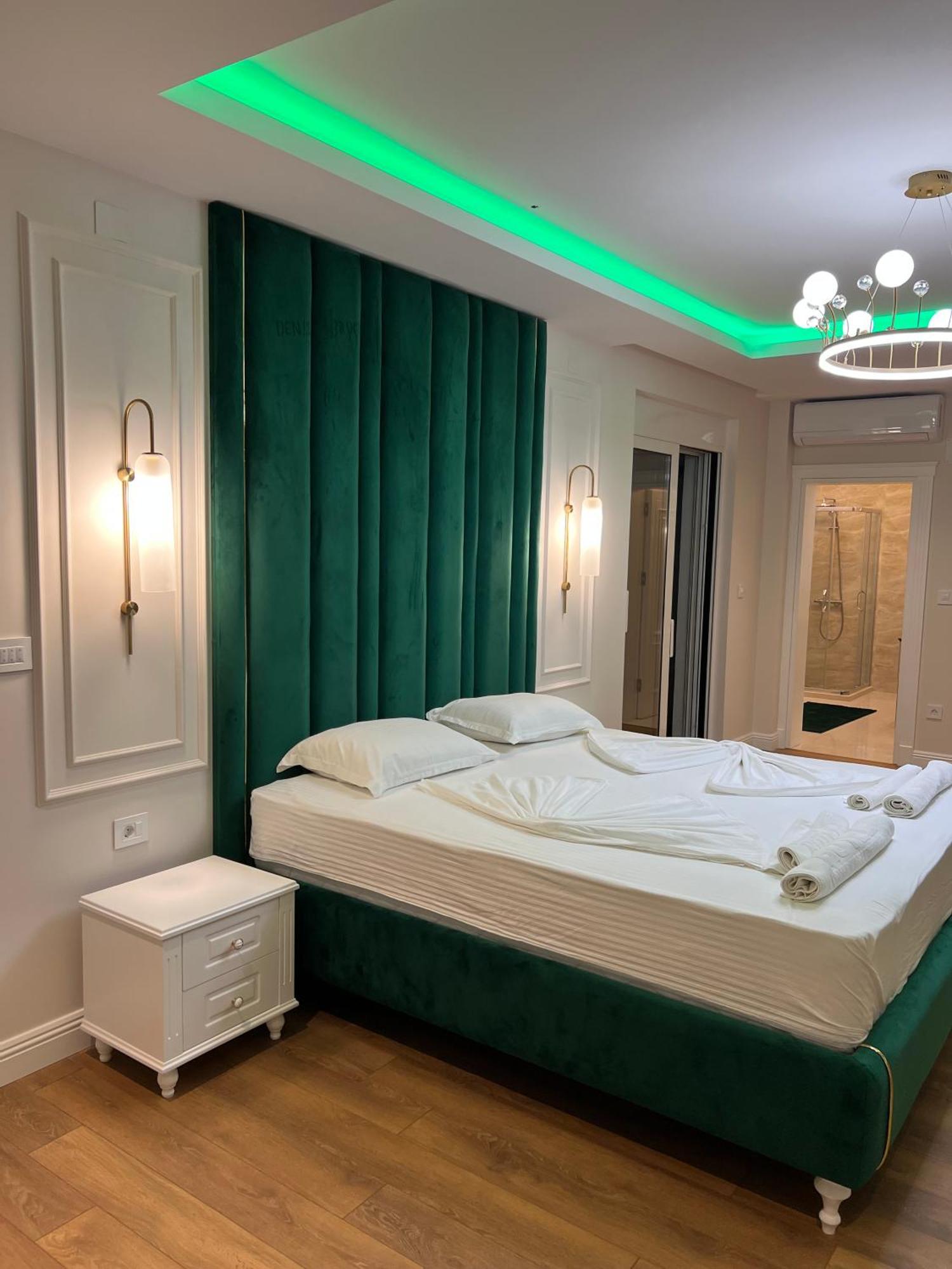Metropolis Hotel Ulcinj Eksteriør billede